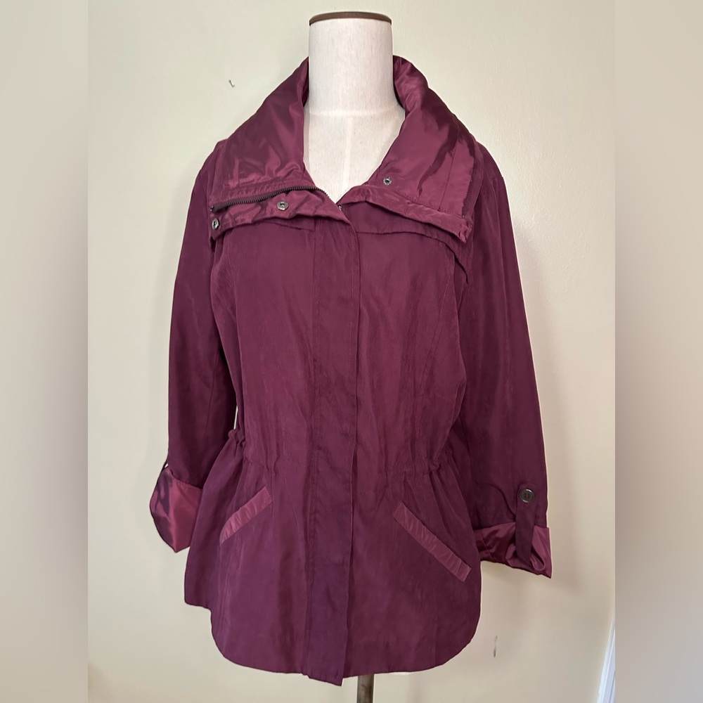 Mo-Ka  (L) Coat: roll sleeve option; hood zips into collar & draw to cinch waist
